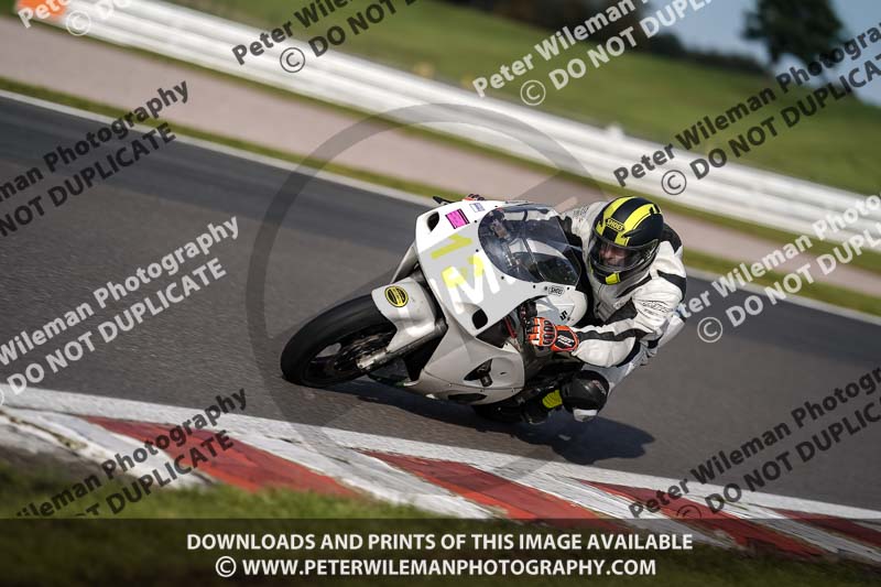 anglesey;brands hatch;cadwell park;croft;donington park;enduro digital images;event digital images;eventdigitalimages;mallory;no limits;oulton park;peter wileman photography;racing digital images;silverstone;snetterton;trackday digital images;trackday photos;vmcc banbury run;welsh 2 day enduro